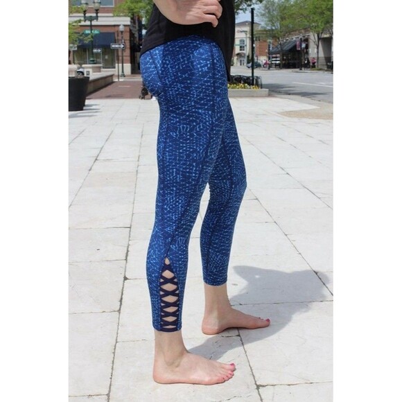 Lululemon Pure Practice Pant Size 10 Samba Snake Kayak Blue Hero - Picture 1 of 9